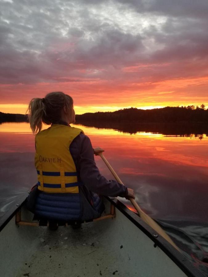 Oakview Lodge & Marina Algonquin Highlands Buitenkant foto