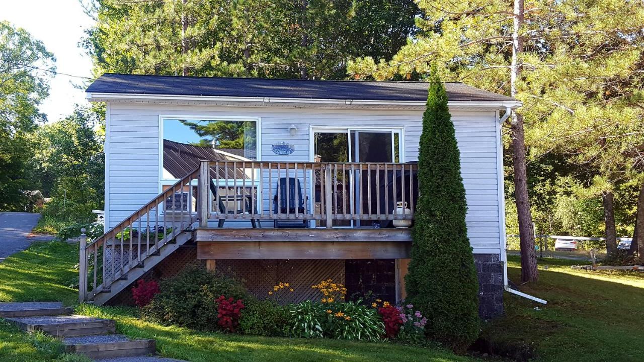 Oakview Lodge & Marina Algonquin Highlands Buitenkant foto