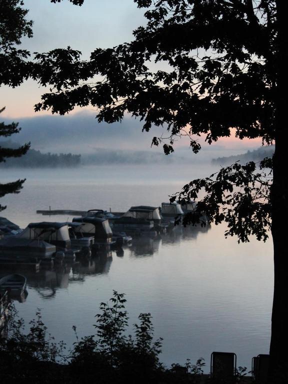 Oakview Lodge & Marina Algonquin Highlands Buitenkant foto